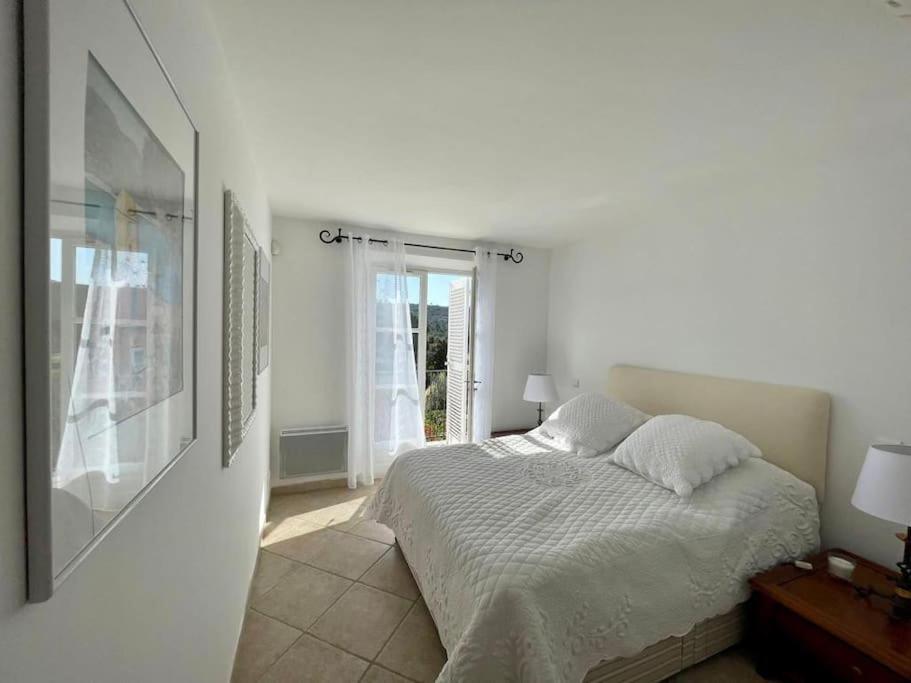 Charmantes Haus Im Golf Club Saint Tropez Εξωτερικό φωτογραφία