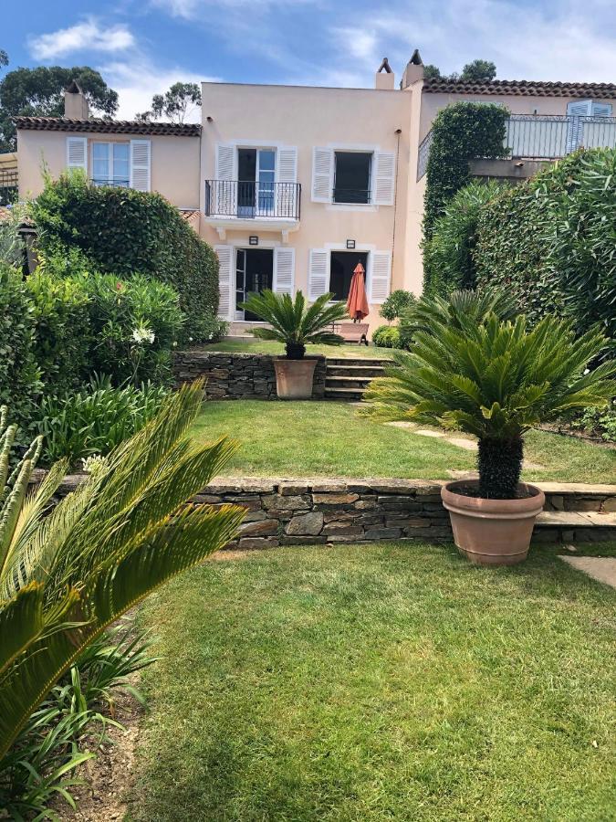 Charmantes Haus Im Golf Club Saint Tropez Εξωτερικό φωτογραφία