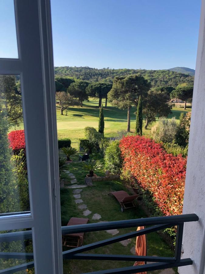 Charmantes Haus Im Golf Club Saint Tropez Εξωτερικό φωτογραφία