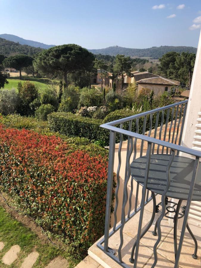 Charmantes Haus Im Golf Club Saint Tropez Εξωτερικό φωτογραφία