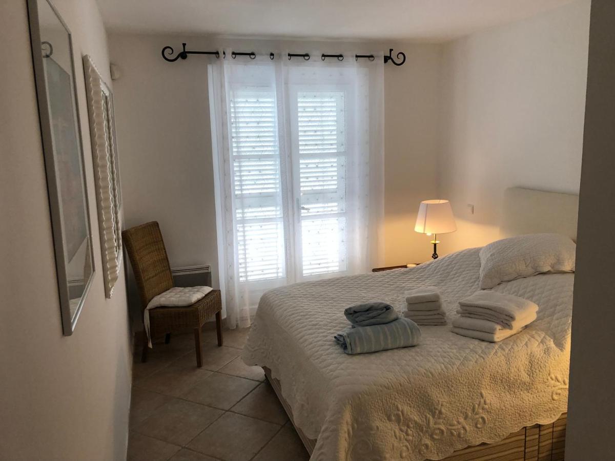 Charmantes Haus Im Golf Club Saint Tropez Εξωτερικό φωτογραφία